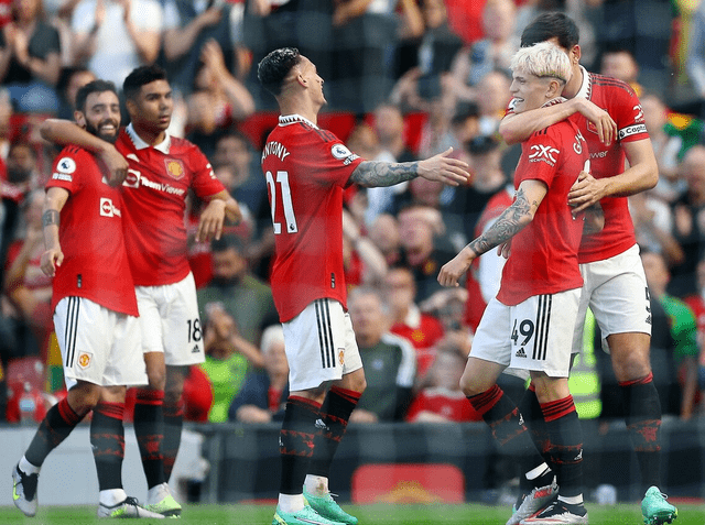 包含利物浦绝地反击英格兰，马夏尔送出助攻的词条