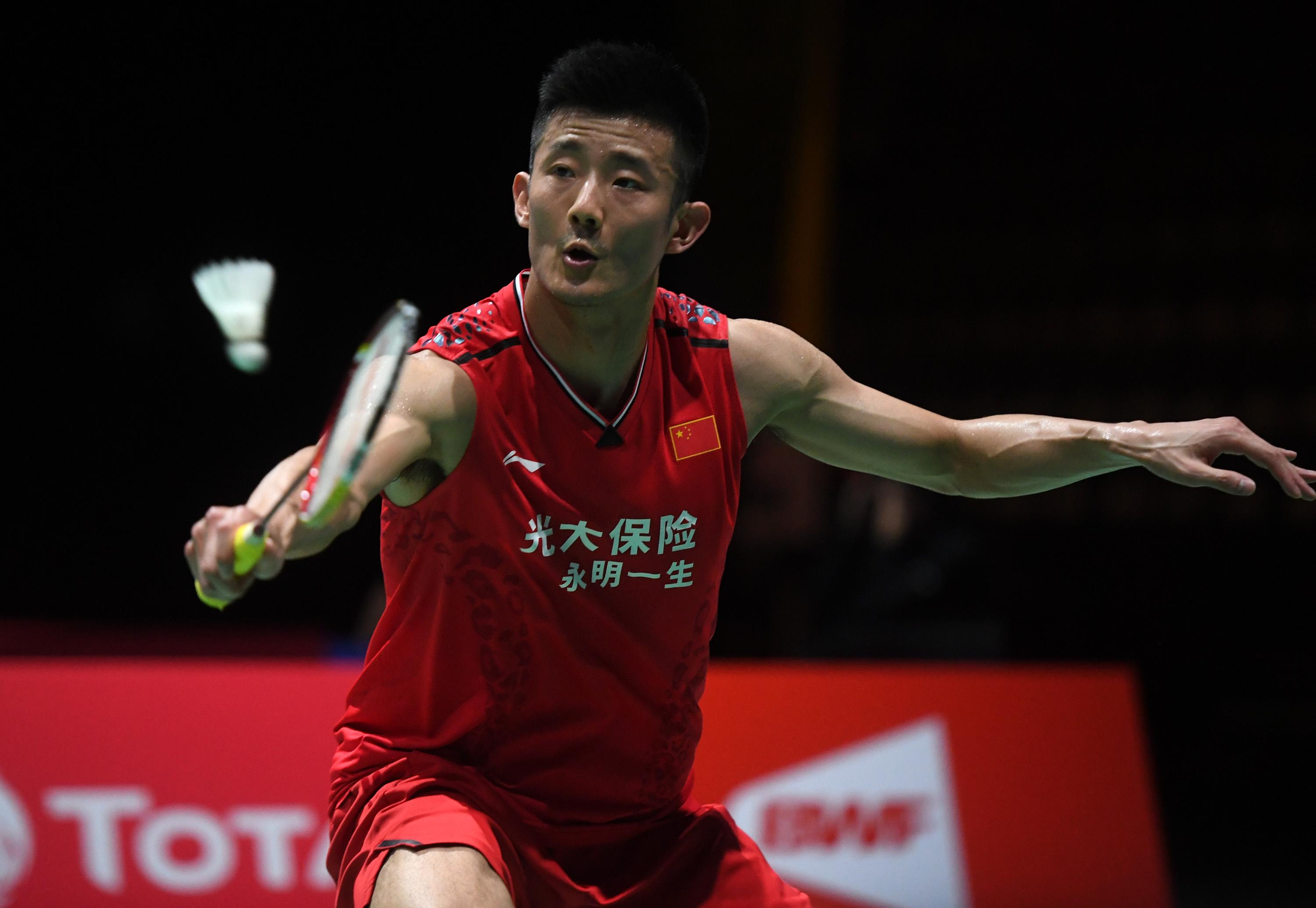 日本羽毛球队逆转丹麦羽毛球队，谌龙制霸全场的简单介绍
