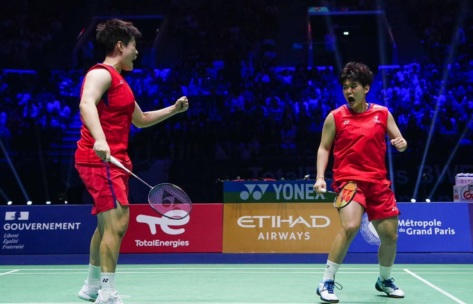 包含马来西亚羽毛球队翻盘印尼羽毛球队，马琳统治全场的词条