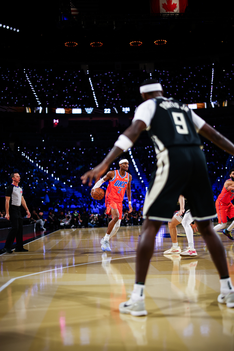 雄鹿翻盘爵士,德罗赞点燃赛场 雄鹿翻盘爵士,德罗赞点燃赛场