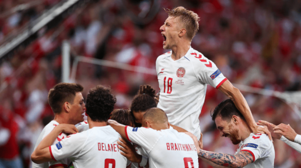 丹麦队险胜韩国队,黄鸭组合统治全场 丹麦队险胜韩国队,黄鸭组合统治全场