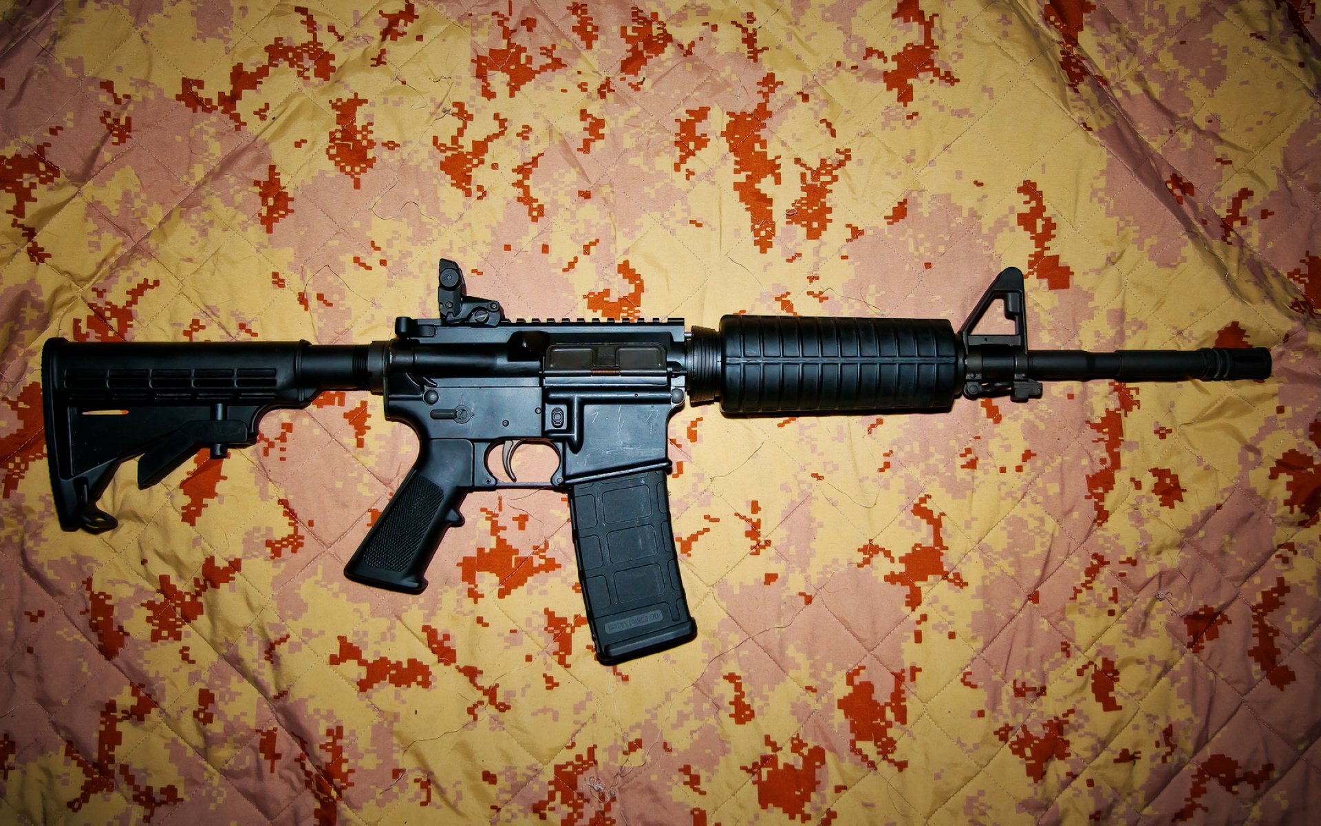 东方长城与美利坚狂潮，上海队力克热火背后，塔图姆如何主宰比赛走向？