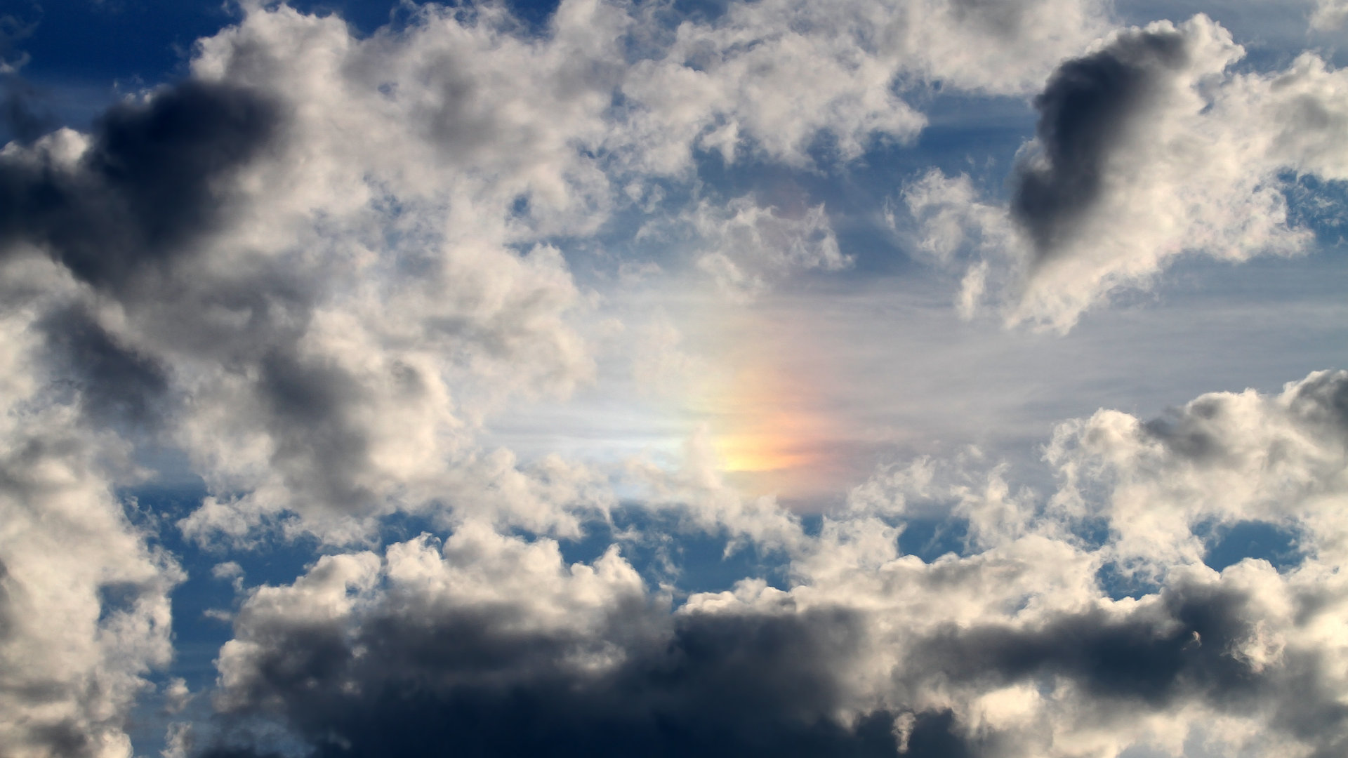 绿茵几何学,当梅西的弧线解构F1新秩序