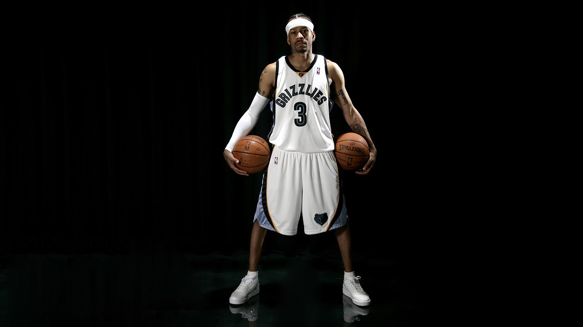 金靴破门 冠军易主—德甲争冠战之夜，莱万全场最佳无争议