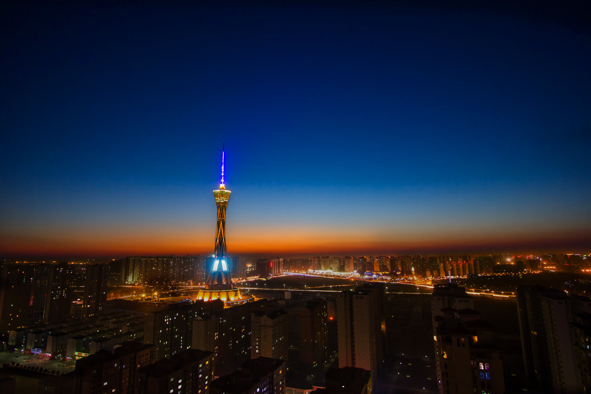 伦纳德47分救赎之战!山西爆冷终结广东悬念,黑马狂奔炸裂CBA格局