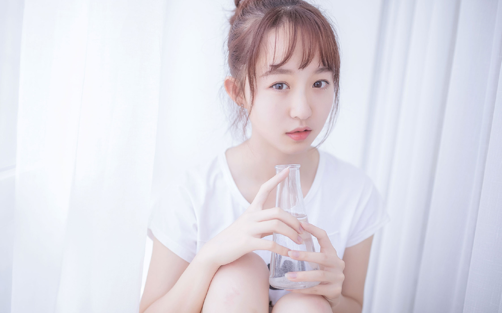 阿尔瓦雷斯独造三球，巴萨主场狂飙冲垮勒沃库森—关键先生闪耀欧冠之夜