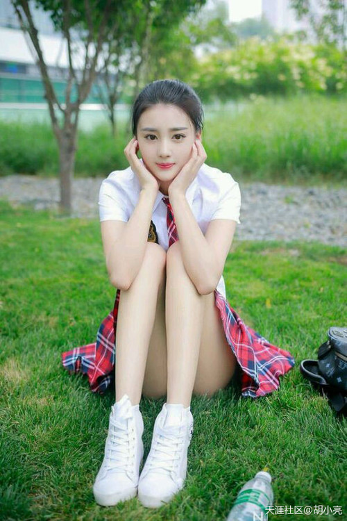 利刃出鞘，苏亚雷斯导演全场，曼城战舰碾过莱比锡防线